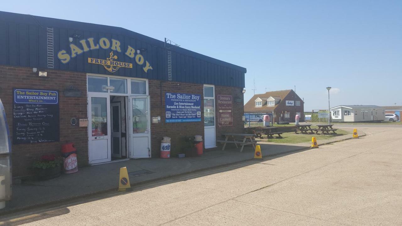 Готель Caravan Beach Holiday Saint Osyth Екстер'єр фото