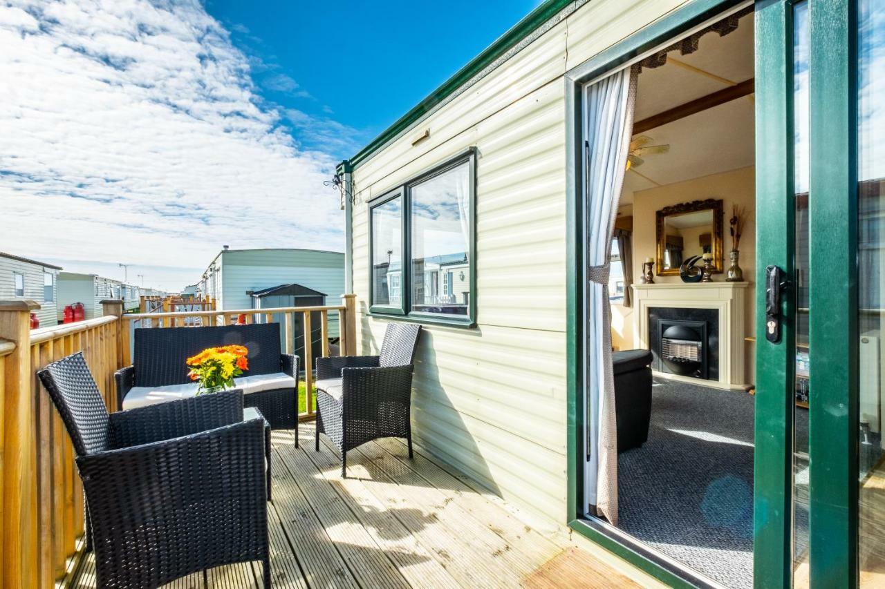 Готель Caravan Beach Holiday Saint Osyth Екстер'єр фото